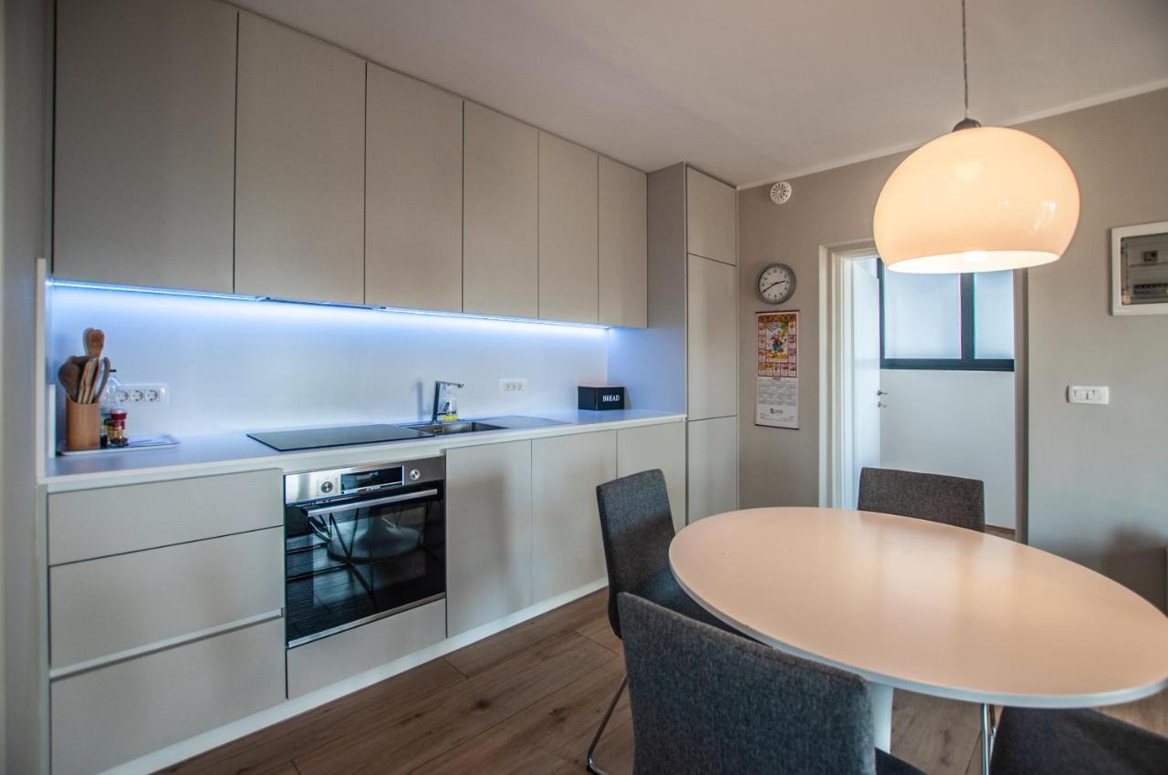 Sea View Apartments Debeli Rtic アンカラン エクステリア 写真