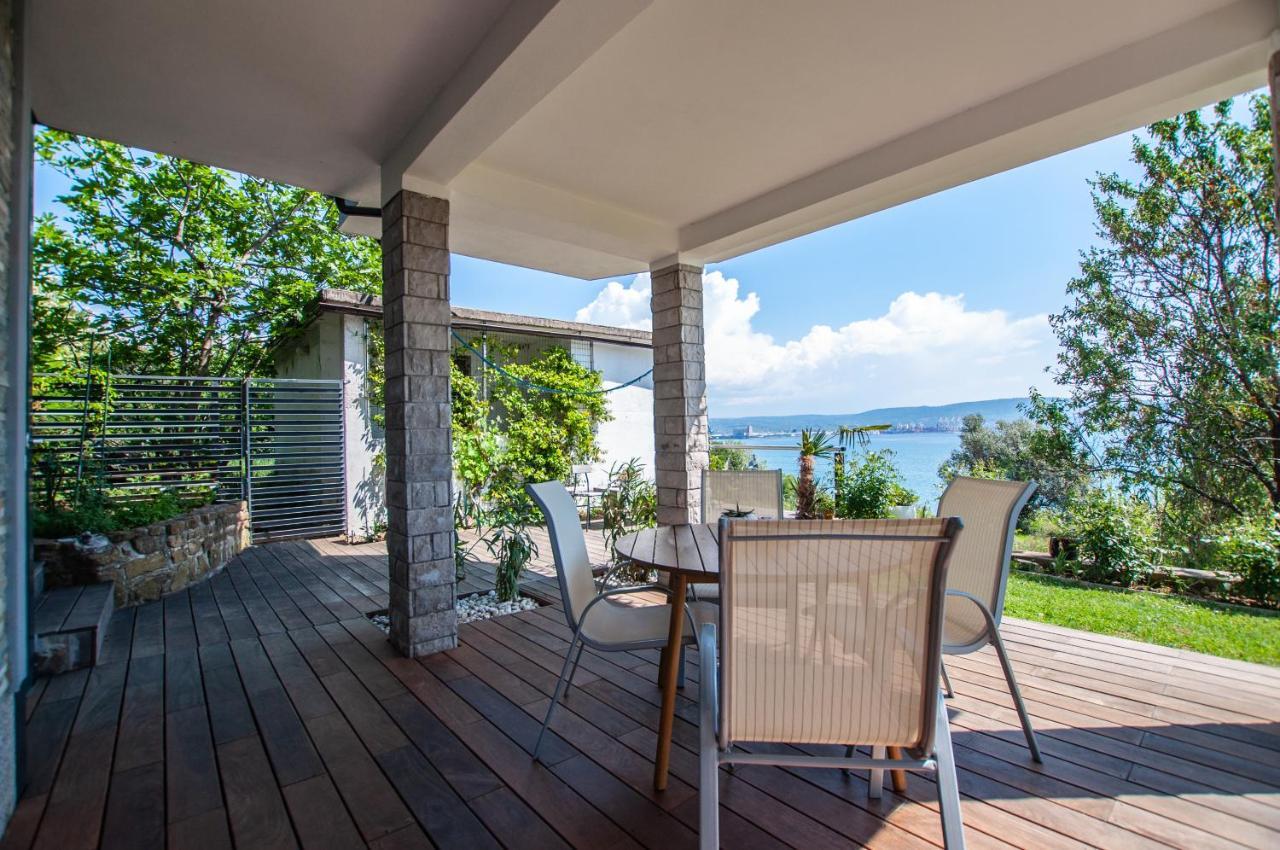Sea View Apartments Debeli Rtic アンカラン エクステリア 写真