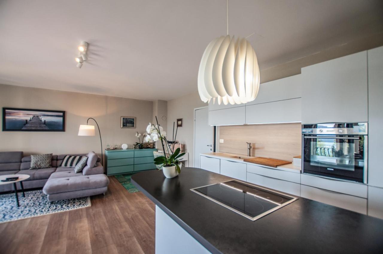 Sea View Apartments Debeli Rtic アンカラン エクステリア 写真
